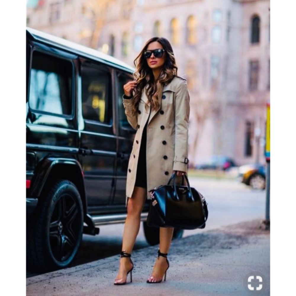 Banana republic trance coat size M